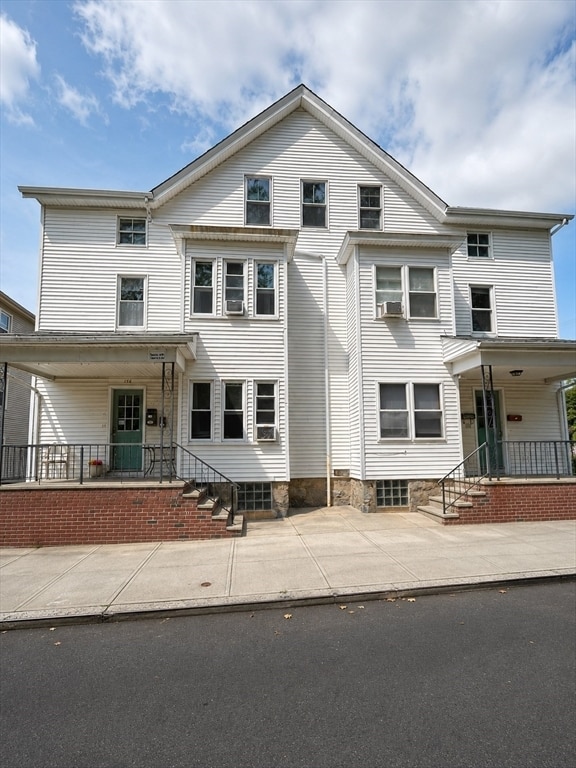 Building Photo - 164 Hood St Unit 1E