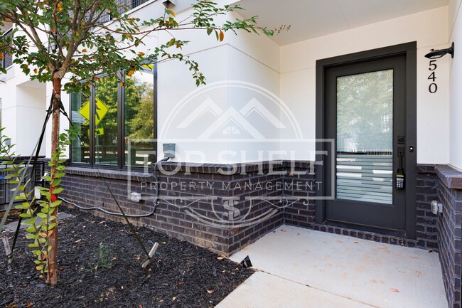 Photo - 1540 Millwood Pl