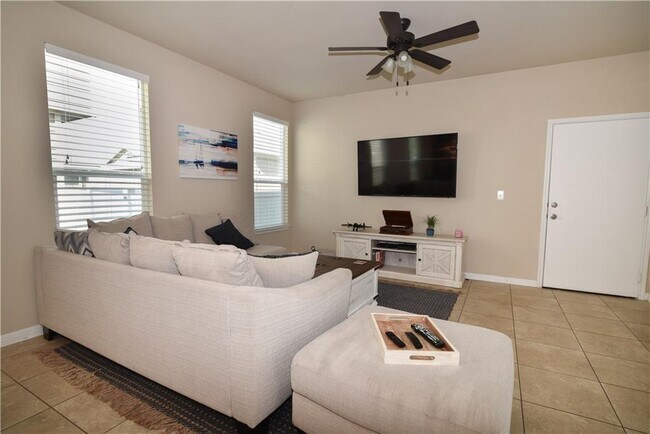 Photo - 18405 Congaree St