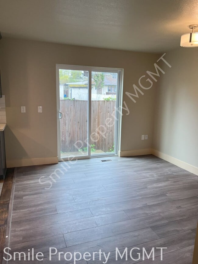 Photo - single house