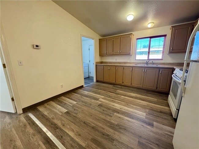 Photo - 4479 Lynda Cir