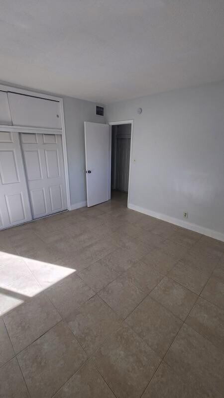 Photo - 2545 Taft St Unit 208