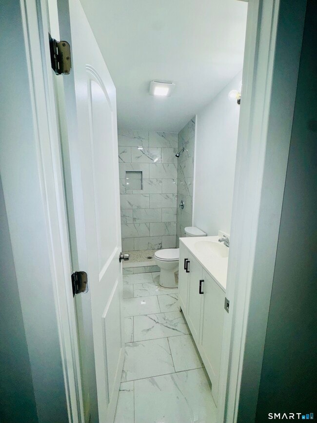 Photo - 1415 Stratford Ave