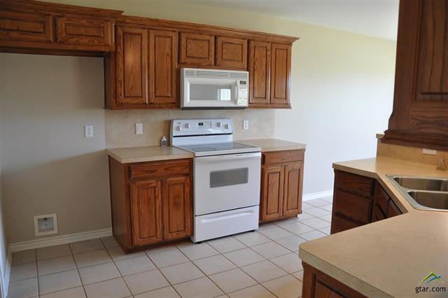 Photo - Coming Soon: Stunning 3 Bedroom, 2 Bathroo... House