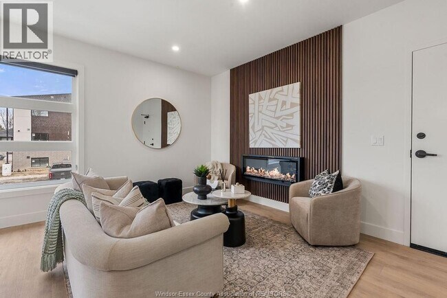 Photo - 3871 Howard Ave Unité 201