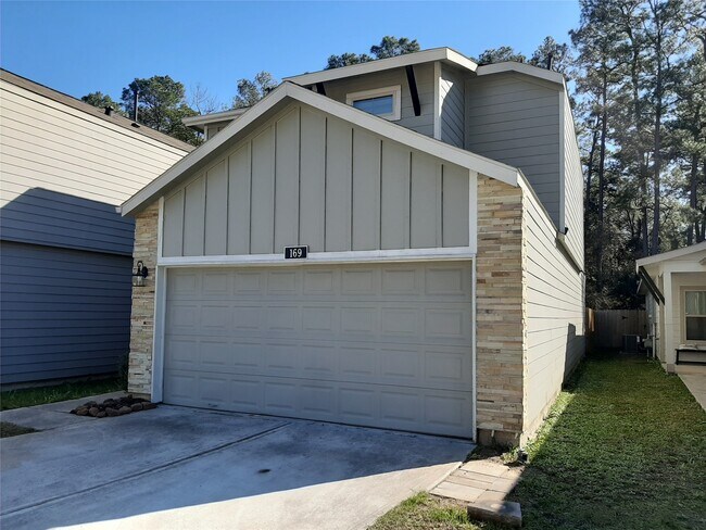 169 Camelot Pl Ct