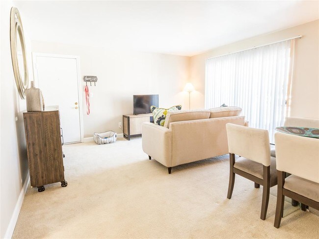 Photo - Glen Meadow Apartments