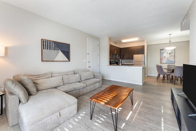 Building Photo - 1820 Legends Ln Rental