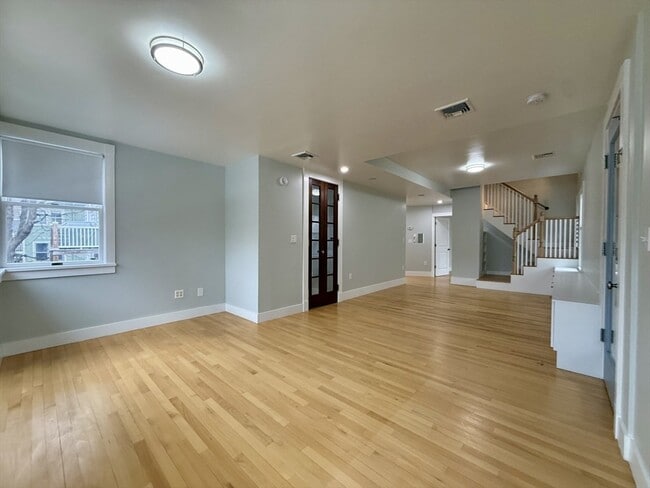 Photo - 174 Maplewood St Unit 174