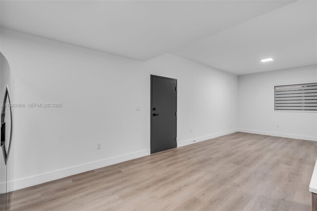 Photo - 3728 NW 19th Ave Unit 6