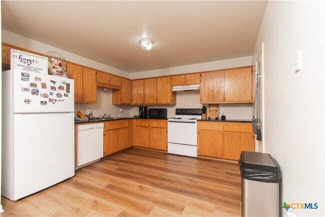 Photo - 1606 Yuma Trail