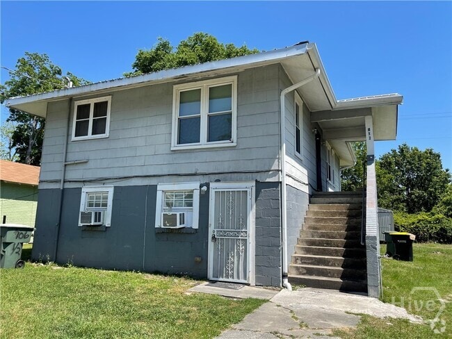 Building Photo - 106 Gilbert Ave Rental
