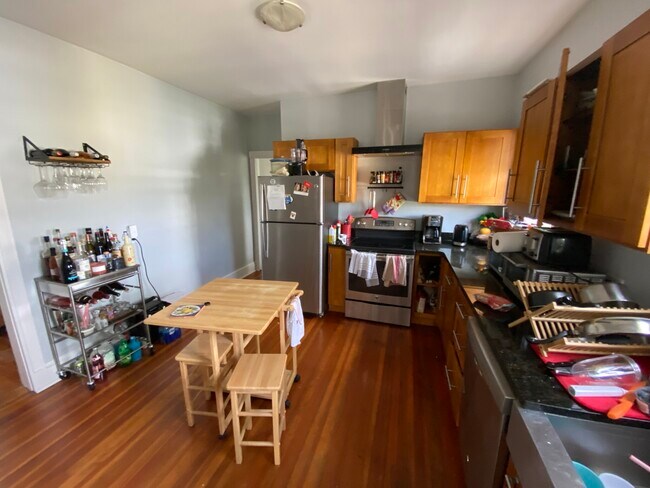 Photo - 41 Belknap St Apartments Unit 2
