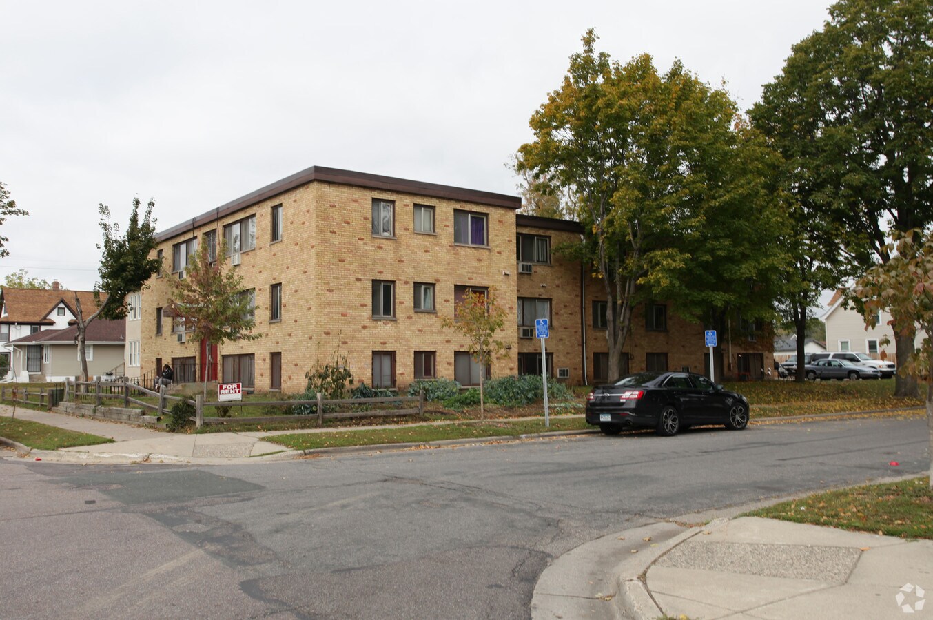 Photo - 2700 Plymouth Ave N