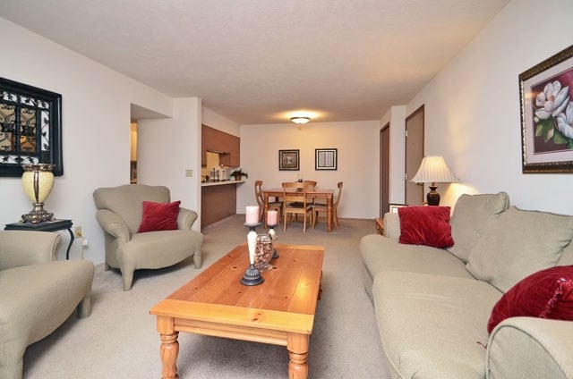 Photo - Loomis Estates Apartments