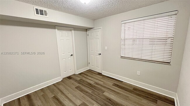 Photo - 2890 N Oakland Forest Dr Unit 204