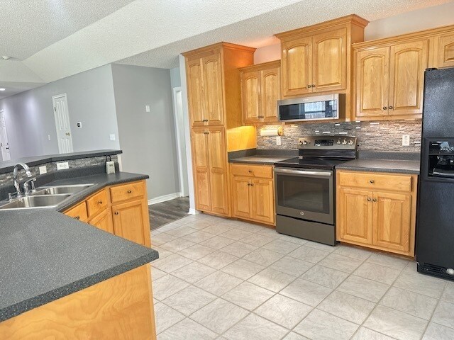 Photo - Welcome Home to this 3/2 beautifully Designed for both Relaxation & Entertaining