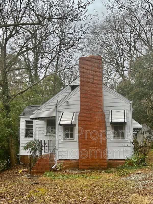 Photo - 2019 Wa Wa Ave