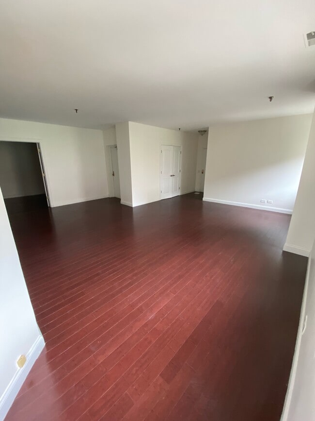 Building Photo - 680 S Federal St Unit 301 Rental