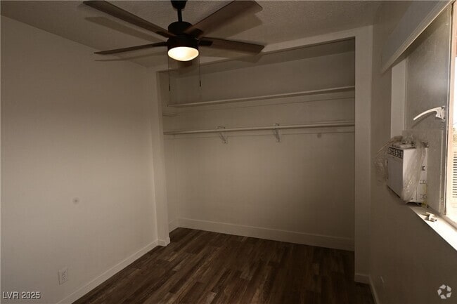 Building Photo - 380 N 13th St Unit 380 Rental