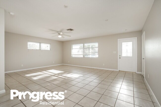 Photo - 344 Crestwood Ave