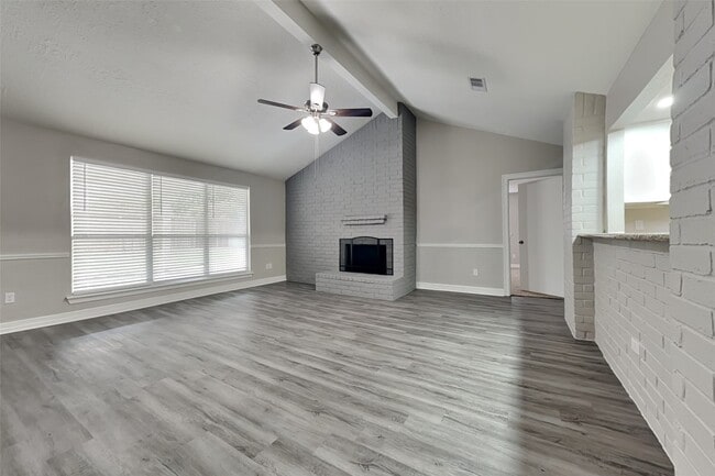 Photo - 12015 Woolford Dr