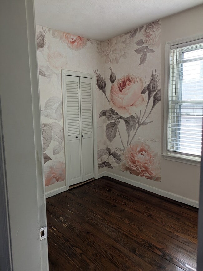 Building Photo - 31 Chaucer St Unit 2