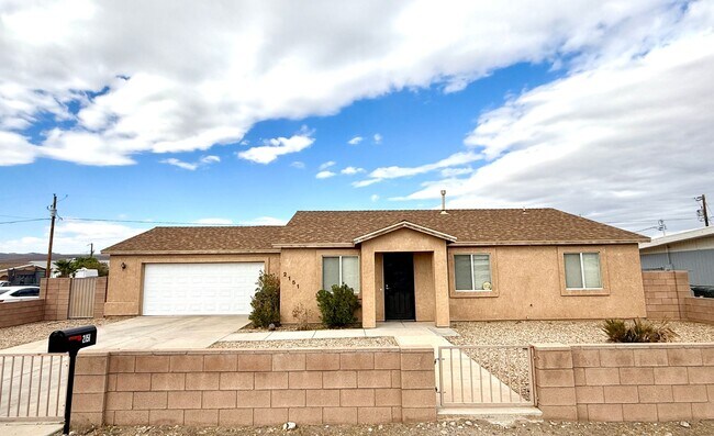 Photo - Charming 3-Bedroom Home Near Rotary Park for Rent!