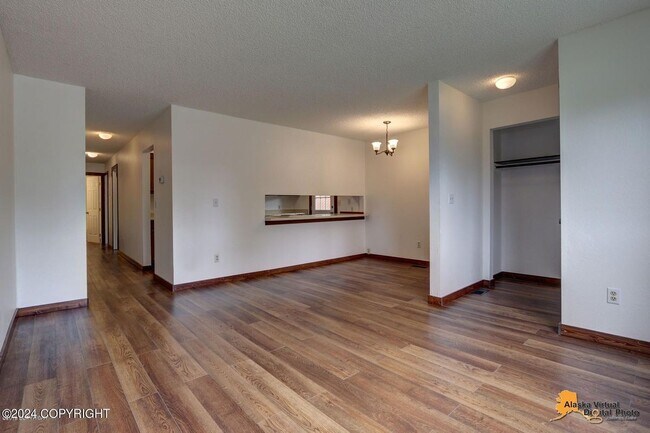 Photo - 3721 Gardner St