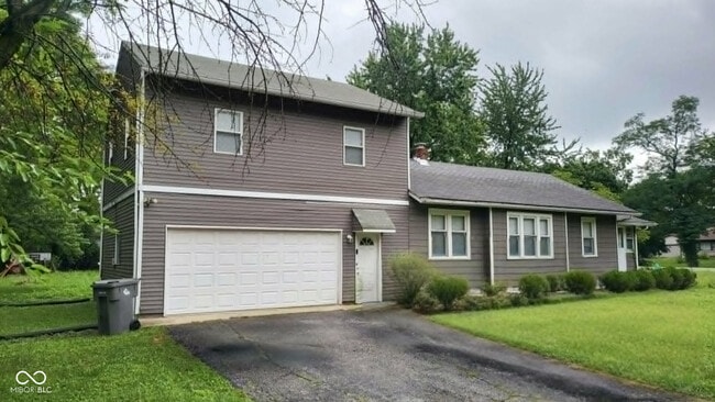Building Photo - 3854 S Sherman Dr
