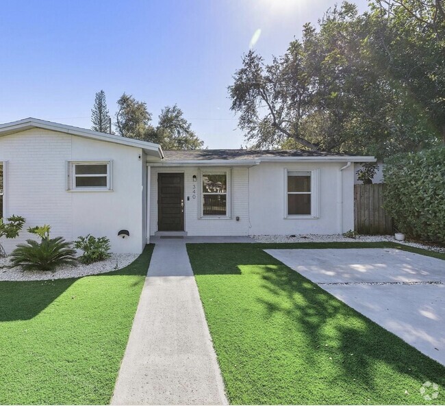 Building Photo - 340 NW 45th St Rental