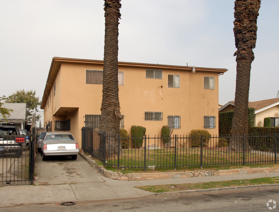 533 W. 75th Street - 533 W. 75th Street Apartamentos