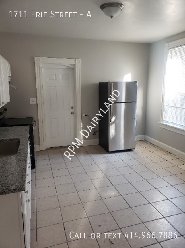 Photo - 1711 Erie St Unidad A