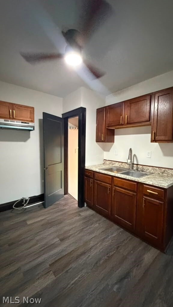 Photo - 10009 Sladden Ave