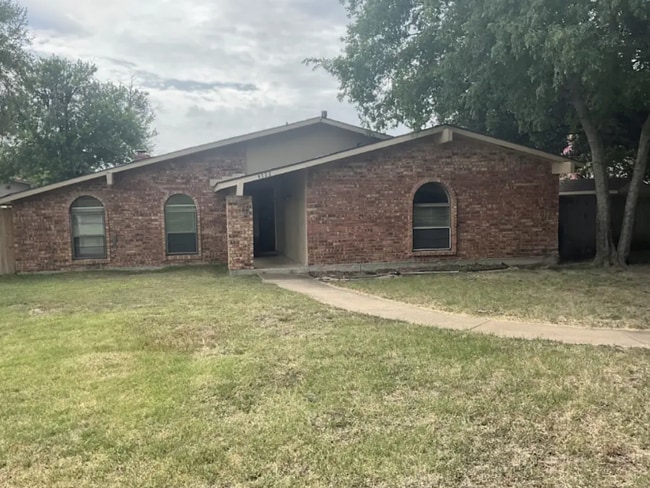 Building Photo - 6550 W Montebello Ave Rental