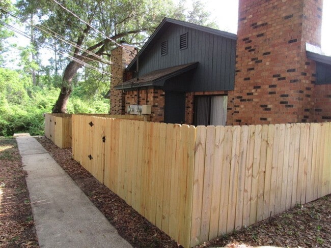Photo - Convenient to Navy Federal & Pine Forest/Nine Mile Road area!