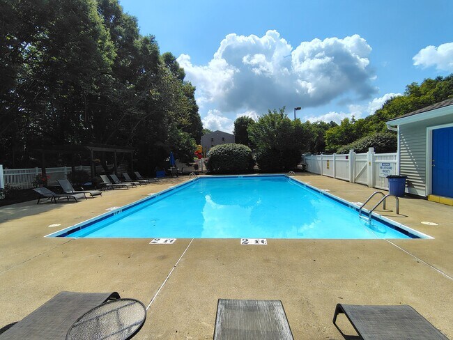 Photo - 600 Reusens Rd Unit J111