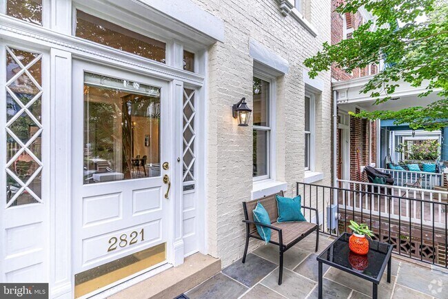 Building Photo - 2821 27th St NW Rental