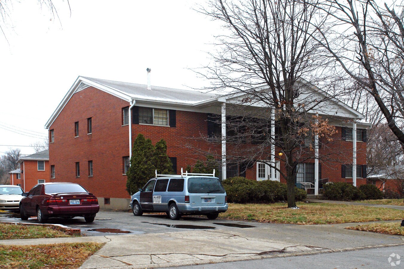 Photo - 2301 Heather Ln Apartments