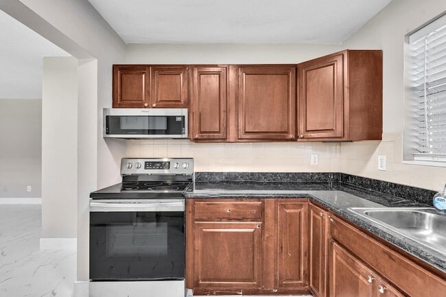 Photo - 626 SW 14th Ave Unidad 102