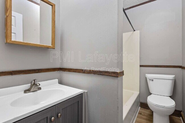 Photo - 504 S McDonald St Unit A