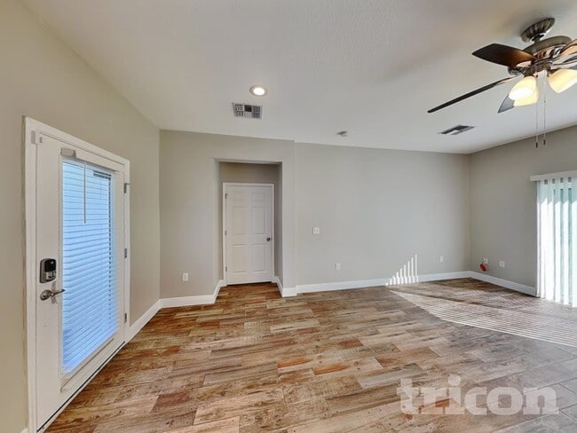 Photo - 3321 Buttonwood Ave