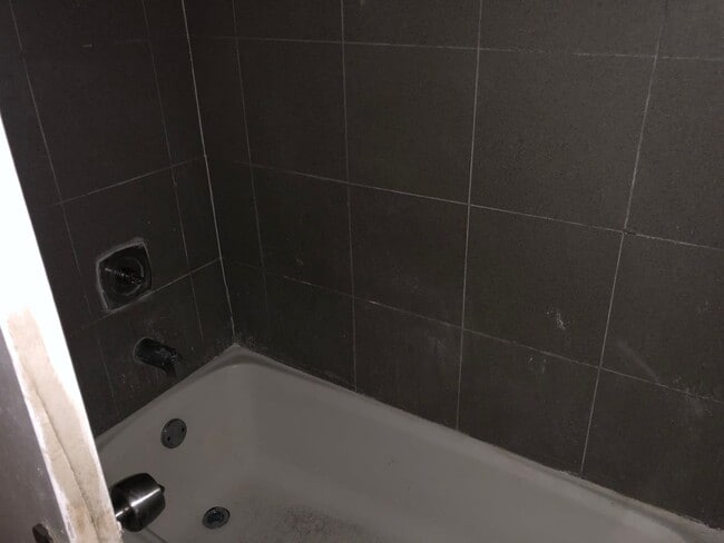 Photo - 2 bed 1 bath