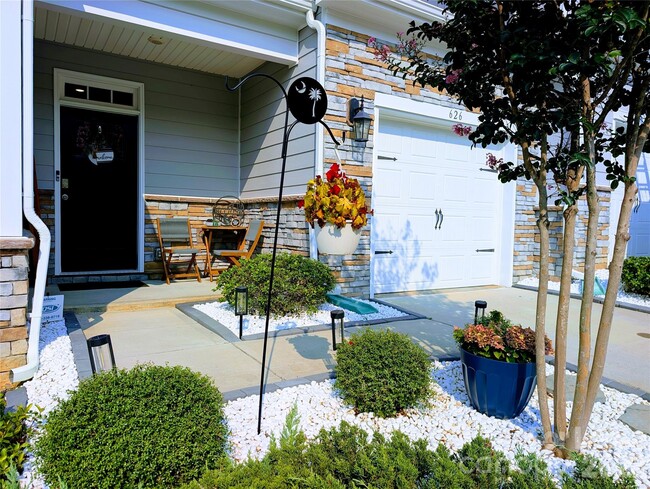 Photo - 626 Altamonte Dr