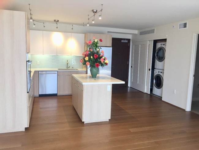Photo - 888 Kapiolani Blvd Unit 3812