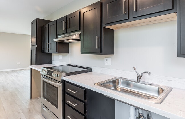 1BR, 1BA - Kitchen