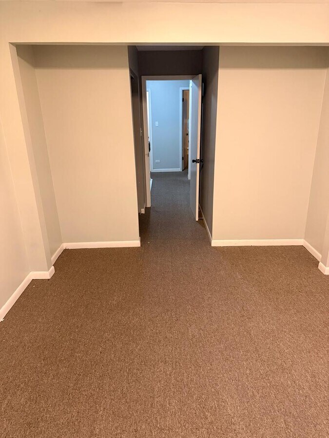 Photo - 1908 Moore Ave