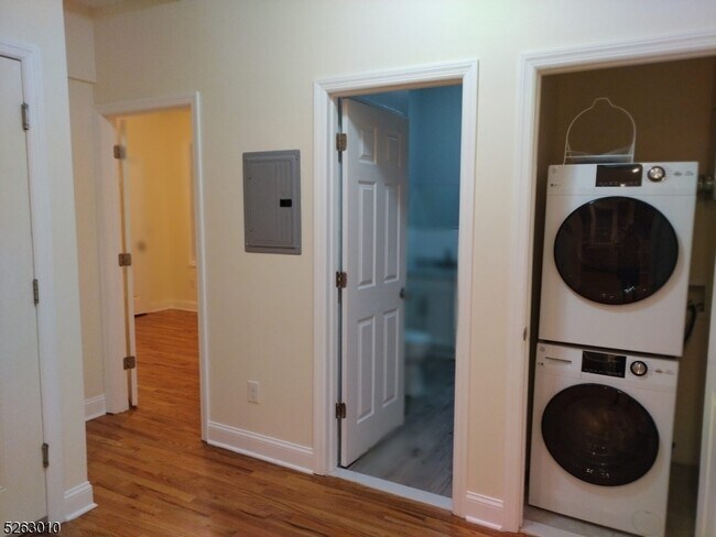 Photo - 509 S Orange Ave