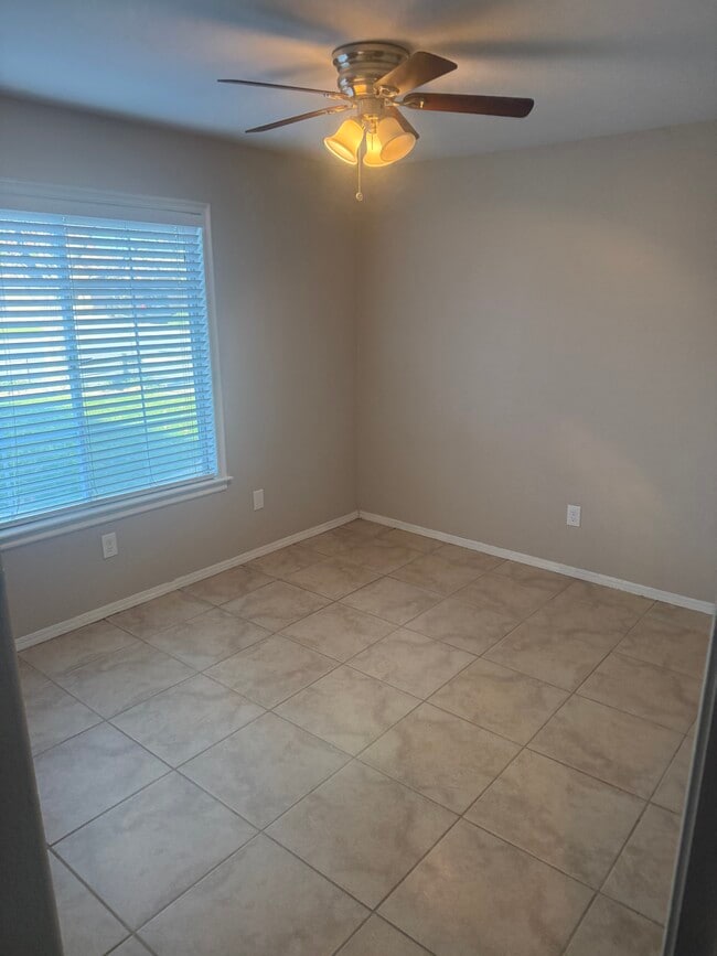 Photo - 9809 Cheyenne Dr