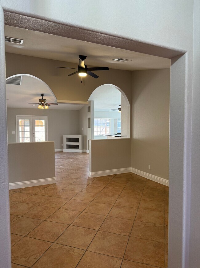 Photo - 4820 Patterson Ave